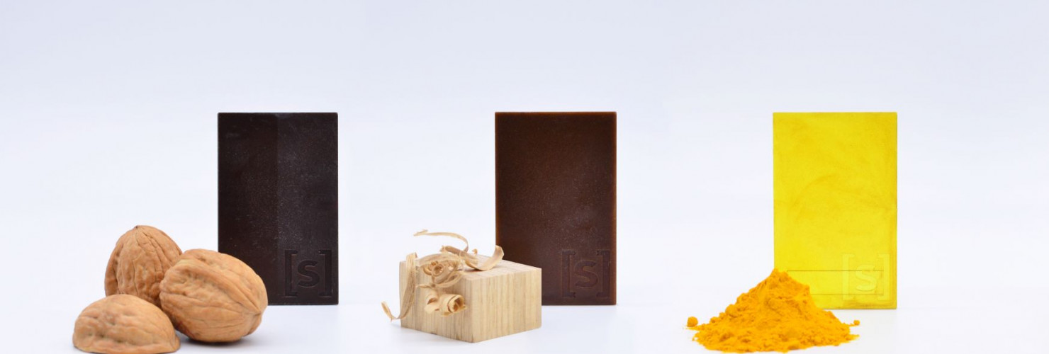Image of bioplastic and the natural products that they are made from