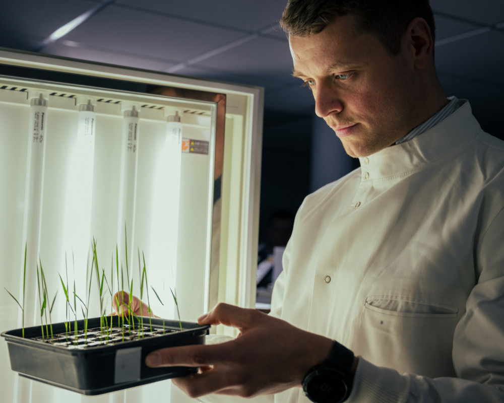 Chris in the growth cabinet